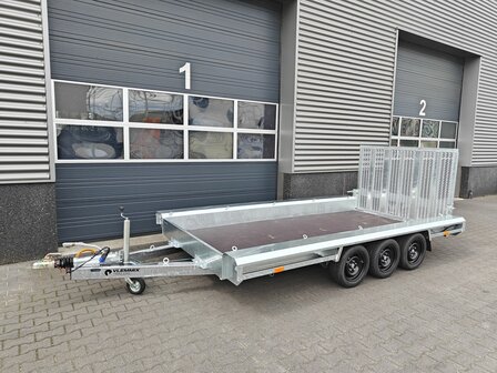 Machinetransporter 400x180cm - 3500kg - Drieasser - 3x 1350kg as