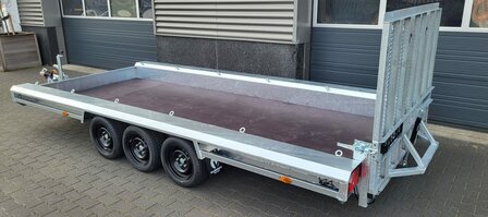 Machinetransporter 480x180cm - 3500kg - Drieasser - 3x 1350kg as