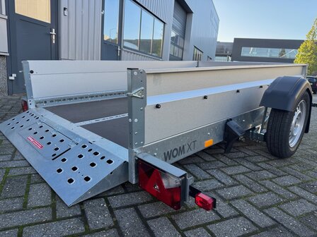 251x153cm afzinkbare WOM XT motoraanhangwagen met 1300kg as - met bordenset