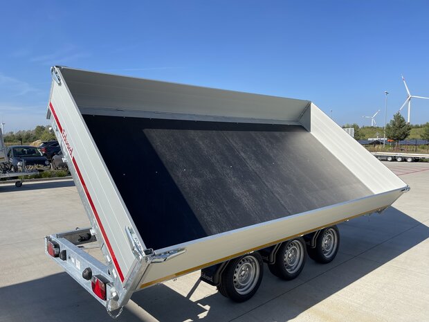 406x200cm elektrische 3 zijdige kipper met rijplaten en steunpoten, beschikbaar in dubbelas of drieasser