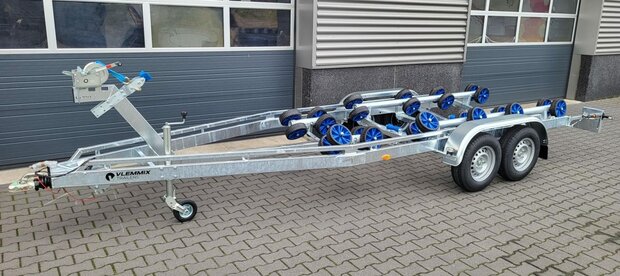 Flex-Rol Boat Trailer 700x220cm 2700kg, maintenant avec Free Option Package