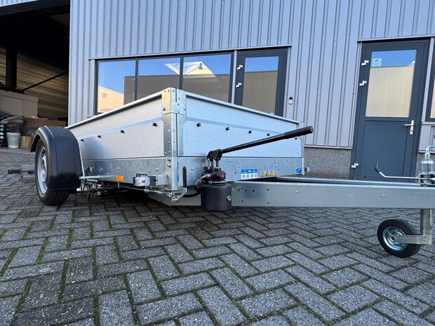 251x153cm afzinkbare WOM XT motoraanhangwagen met 750kg as - met bordenset